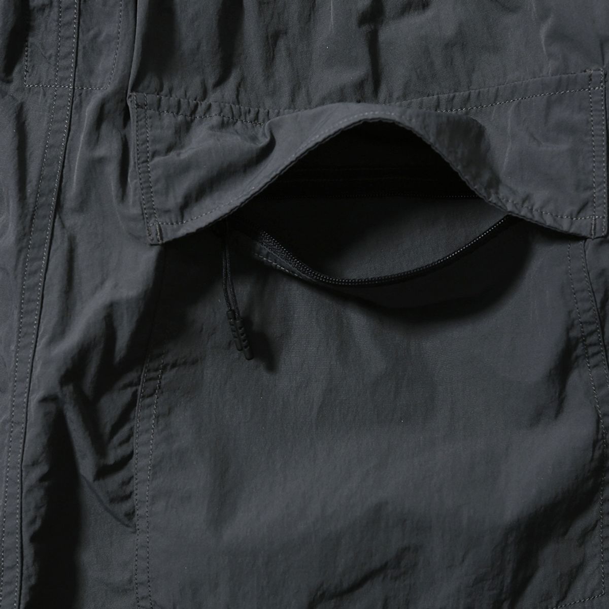 모이프(MOIF) [SS25] OVER FTG SHORTS / LEAD GRAY