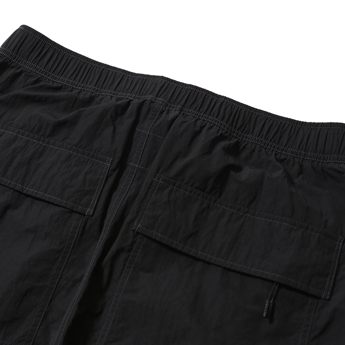 모이프(MOIF) [SS25] OVER FTG SHORTS / BLACK