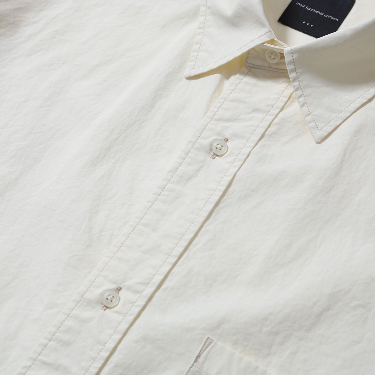모이프(MOIF) [SS25] UNIFORM HALF SHIRT / ECRU