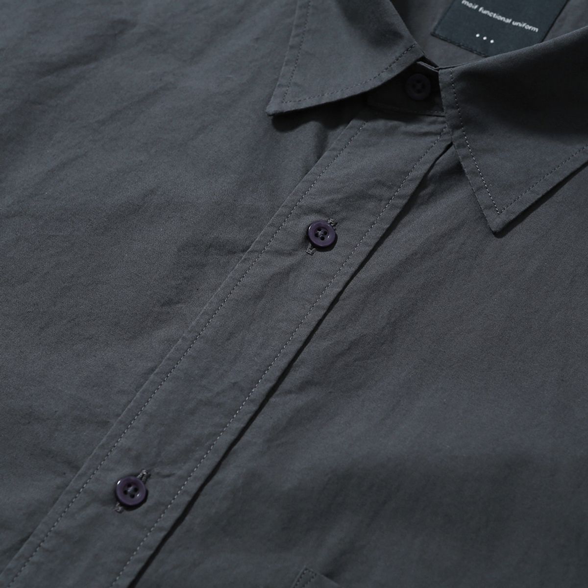 모이프(MOIF) [SS25] UNIFORM HALF SHIRT / CHARCOAL