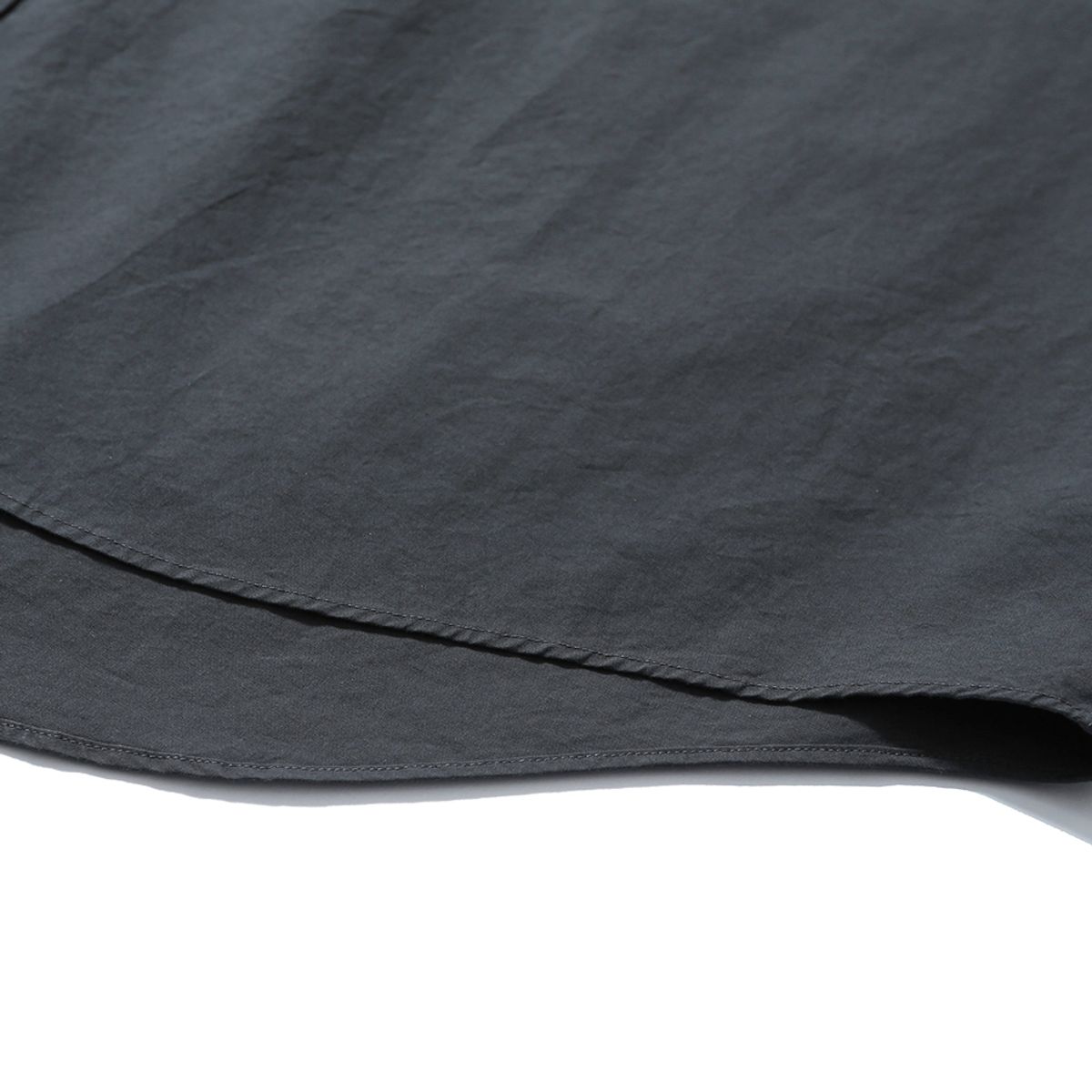 모이프(MOIF) [SS25] UNIFORM HALF SHIRT / CHARCOAL