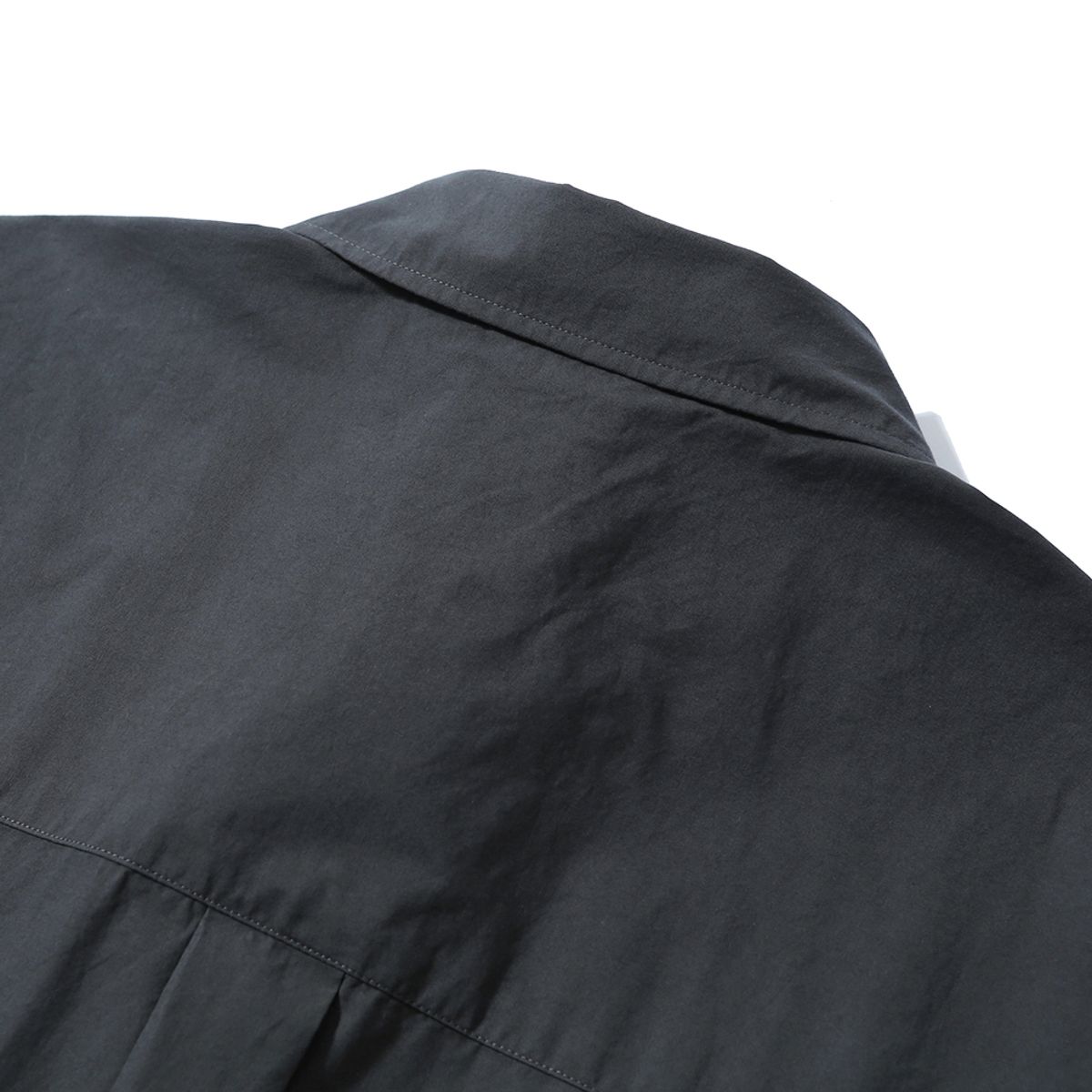 모이프(MOIF) [SS25] UNIFORM HALF SHIRT / CHARCOAL