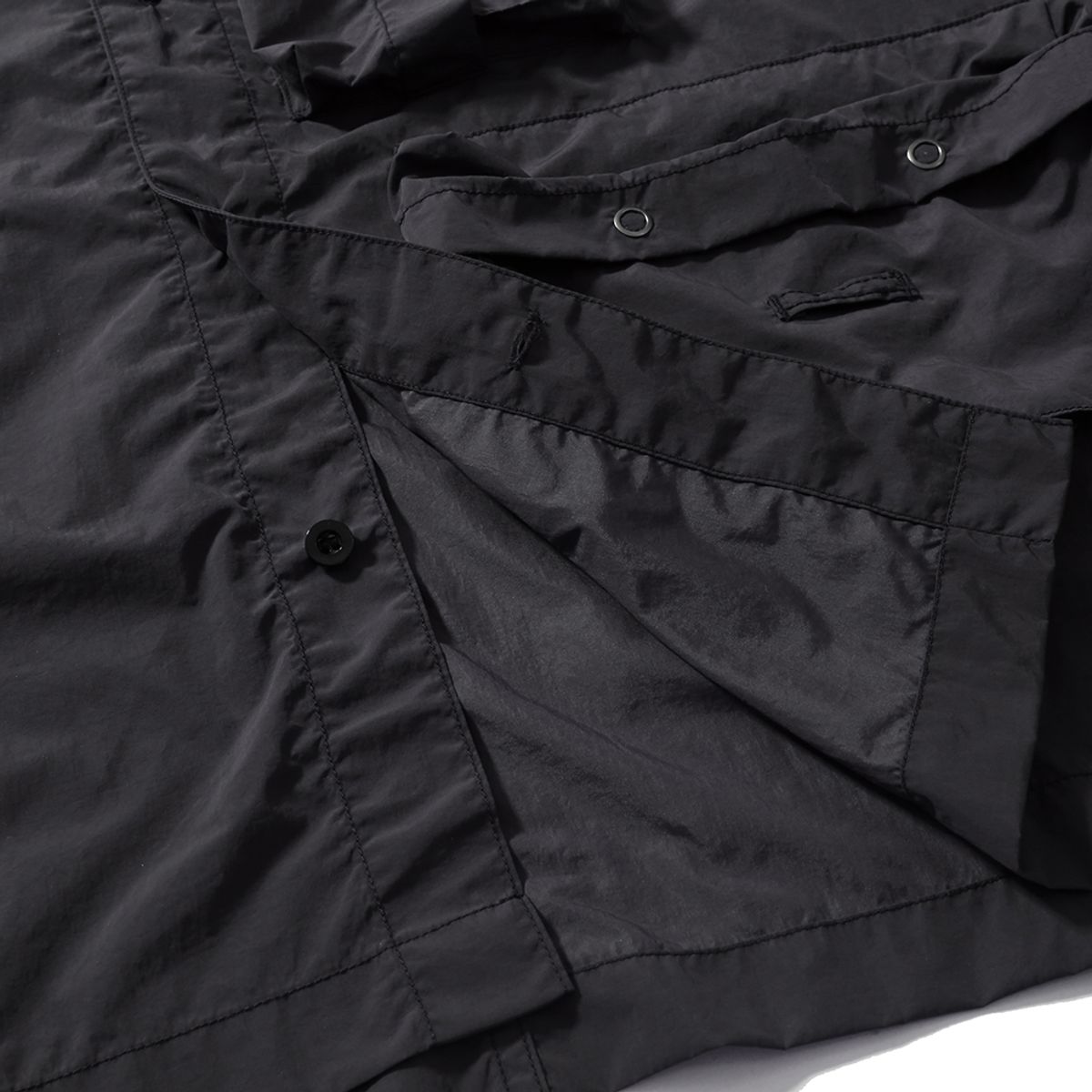 모이프(MOIF) [SS25] MULTI DEVICE JACKET / BLACK