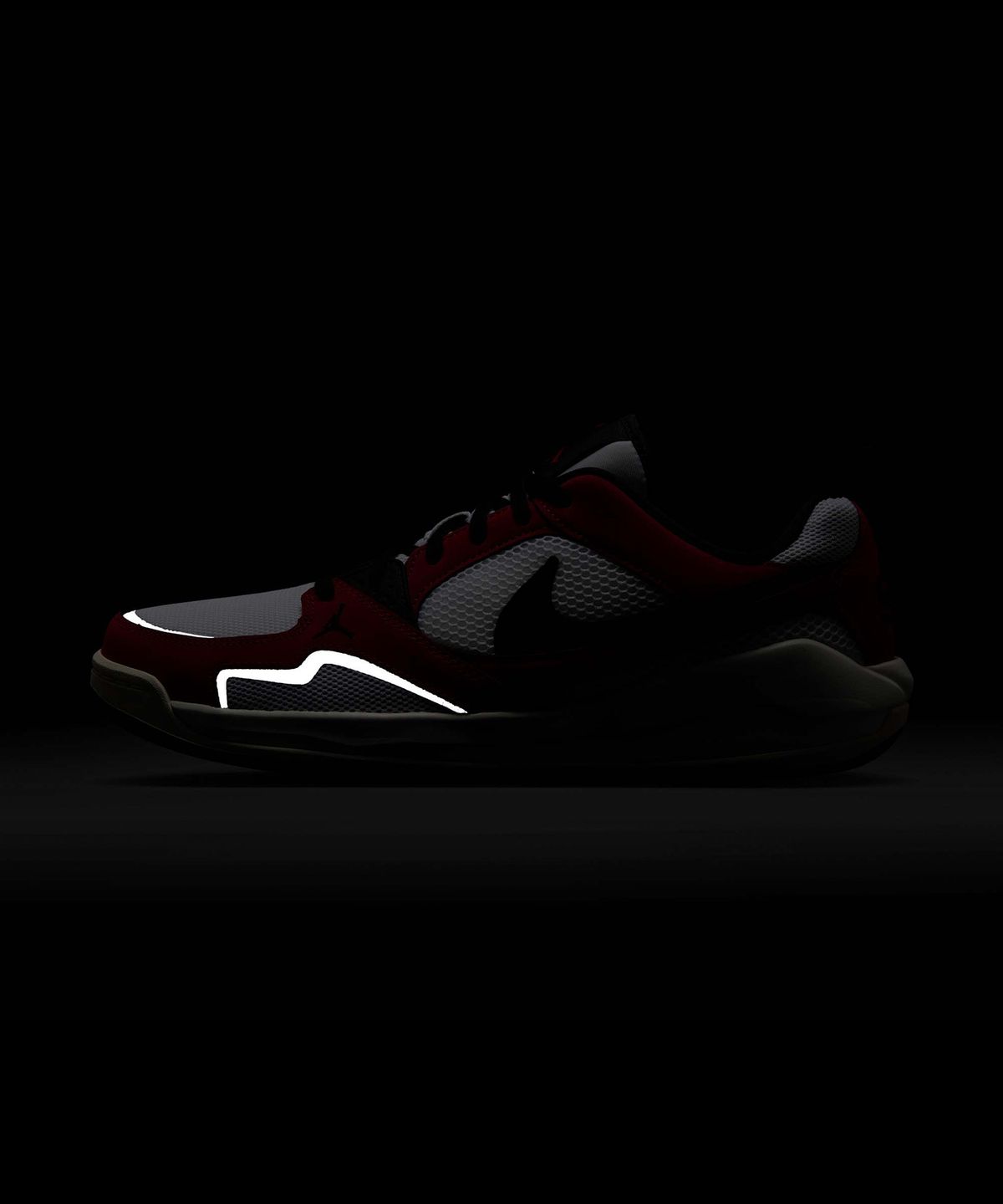 나이키(NIKE) 조던 컴포트 에라 M - 화이트:바시티 레드:세일:블랙 / HJ6777-106