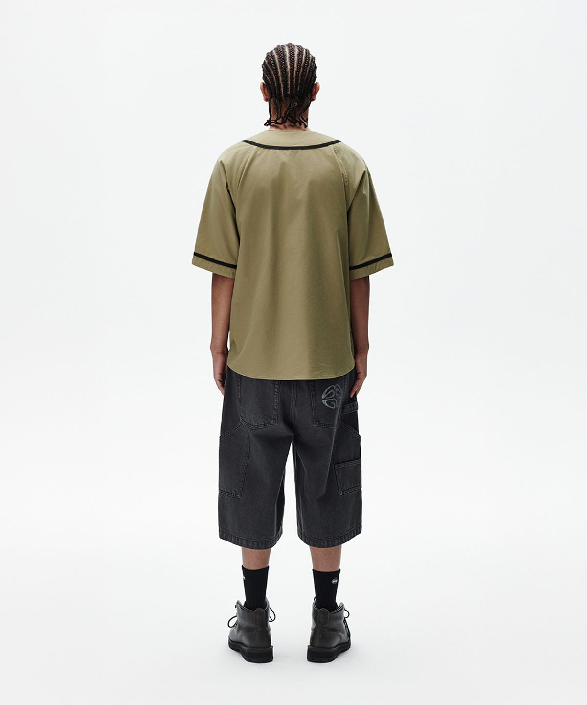 마하그리드(MAHAGRID) DYED DOUBLE KNEE SHORT CHARCOAL(MG2FMMD172A)