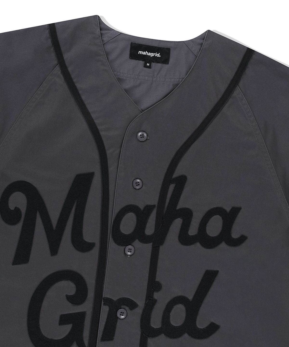 마하그리드(MAHAGRID) SERIF LOGO BASEBALL SHIRT CHARCOAL(MG2FMMW346A)