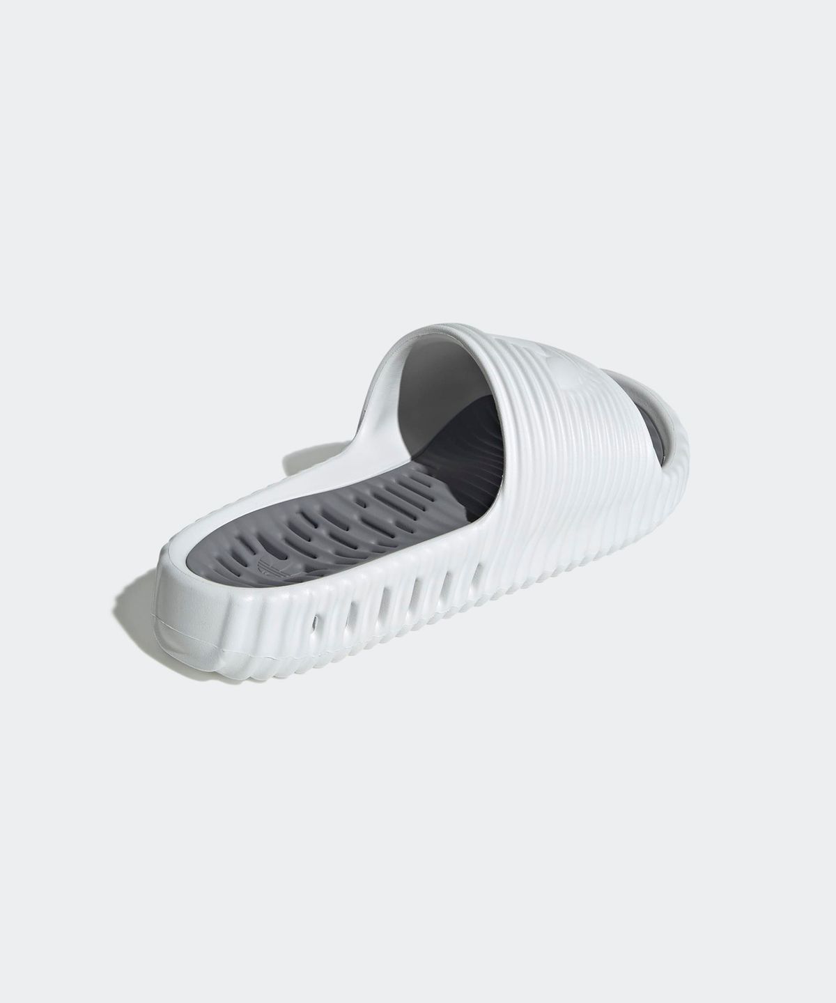 아디다스(ADIDAS) 아딜렛 25 - 크리스탈화이트 / JQ7769