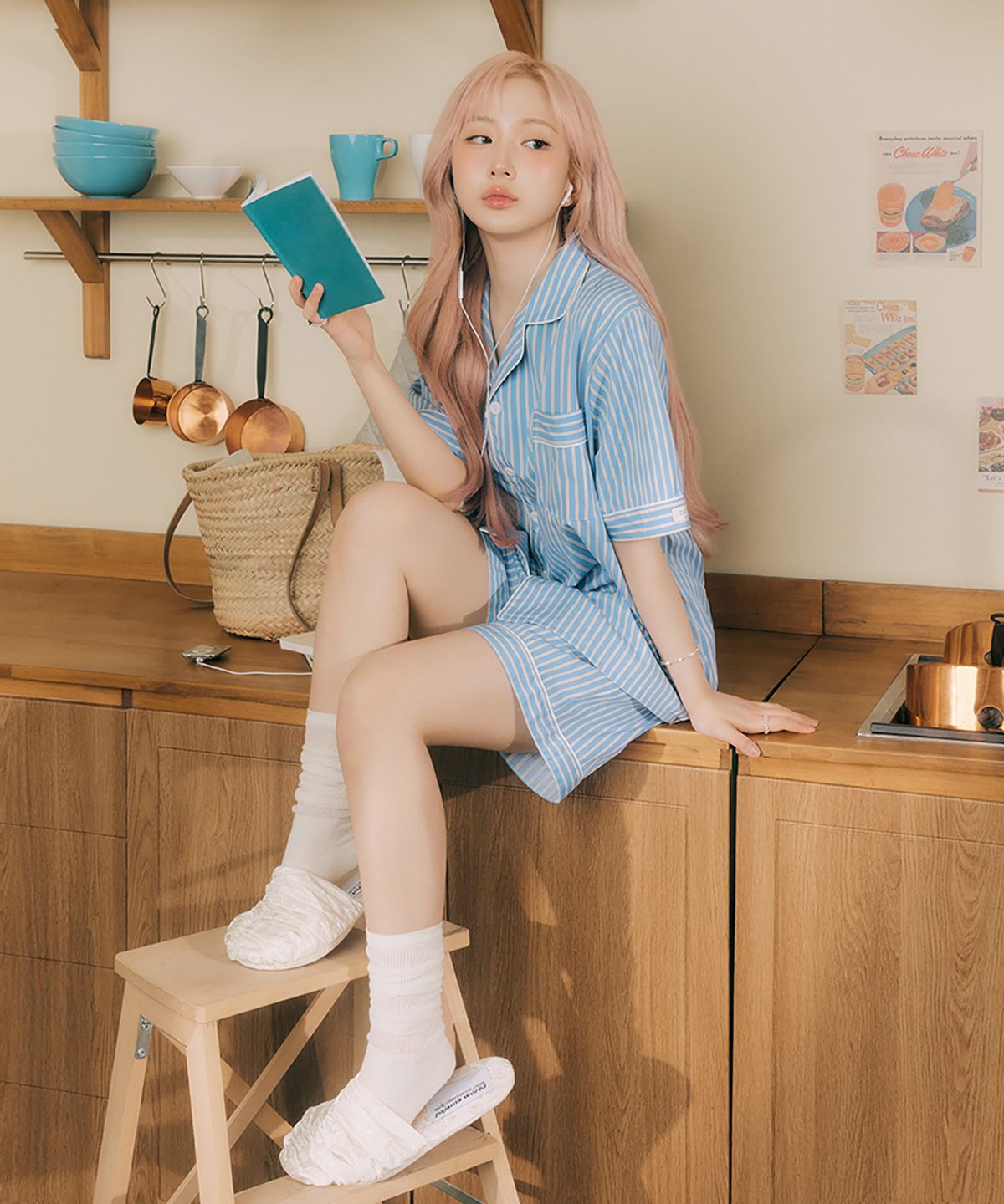 도씨(DOSSY) 실크핏 마리나 반팔 커플 잠옷 세트