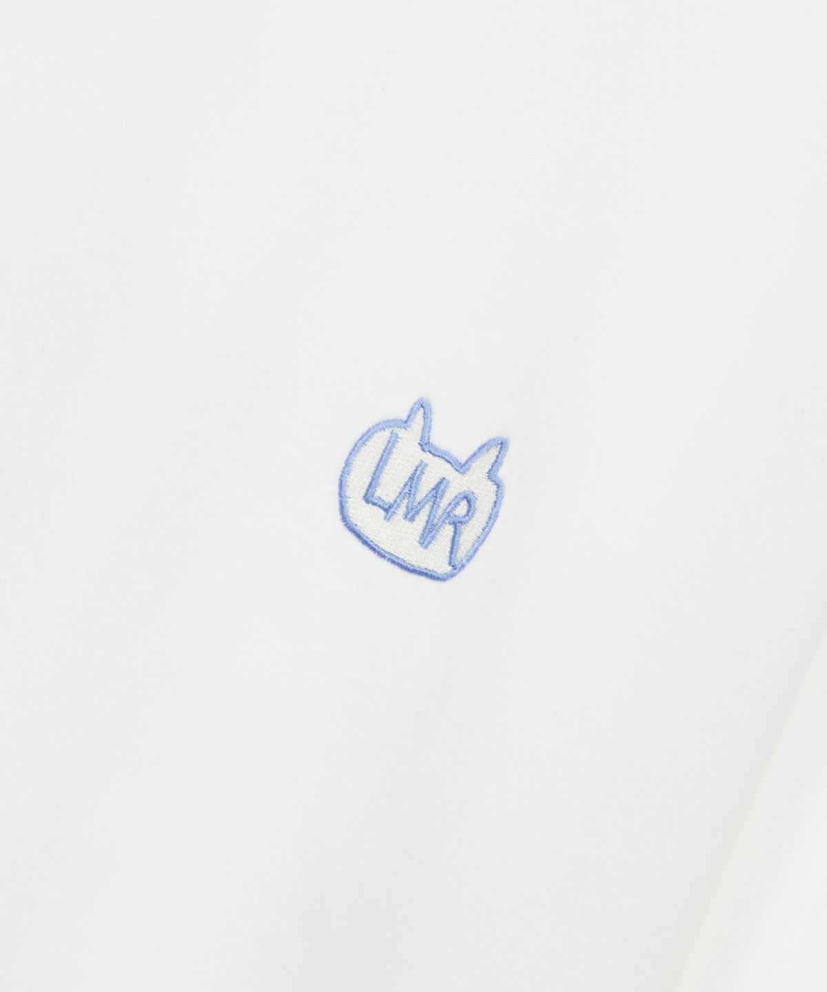 엘엠알(LMR) 심볼 자수 로고 드로잉 티셔츠 WHITE