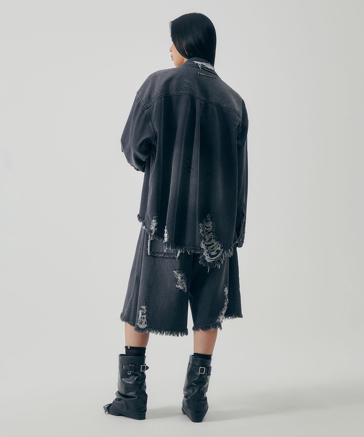 트리밍버드(TREEMINGBIRD) Distressed Square Denim Set-up Jacket [ Gray ]