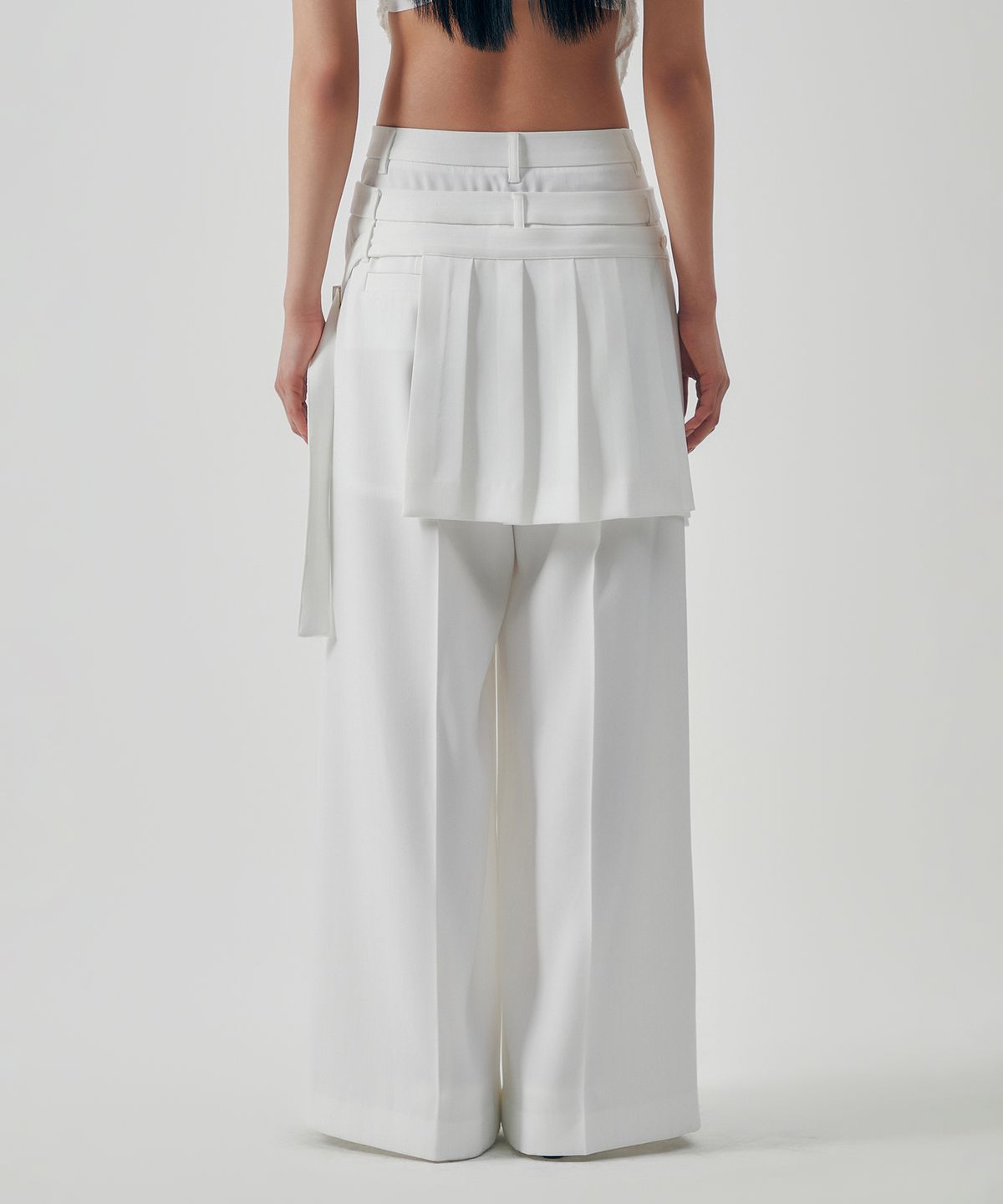 트리밍버드(TREEMINGBIRD) Flowing Pleated Layered Pants [ White ]