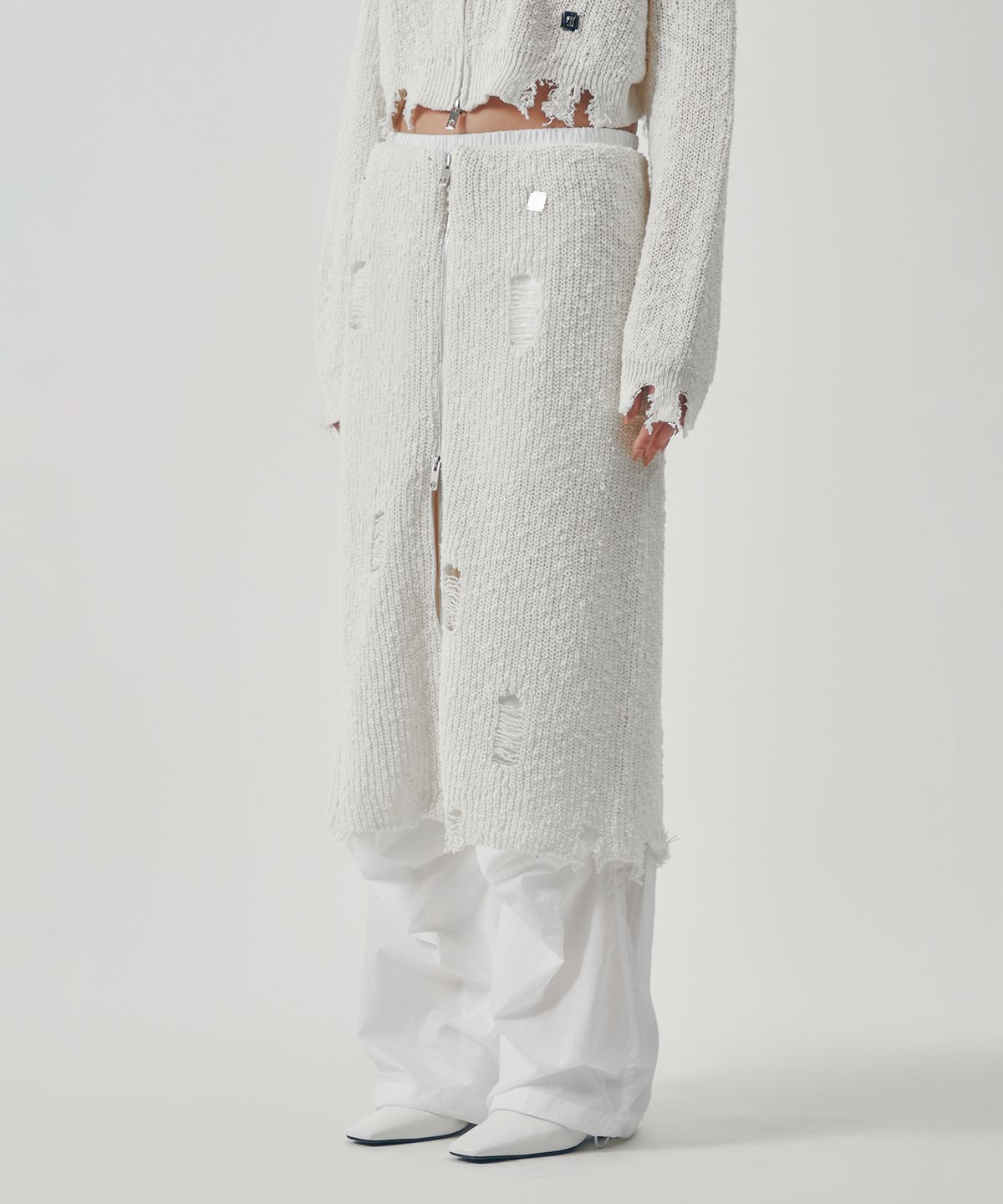 트리밍버드(TREEMINGBIRD) Linksle Texture Knit Set-up Skirt [ White ]