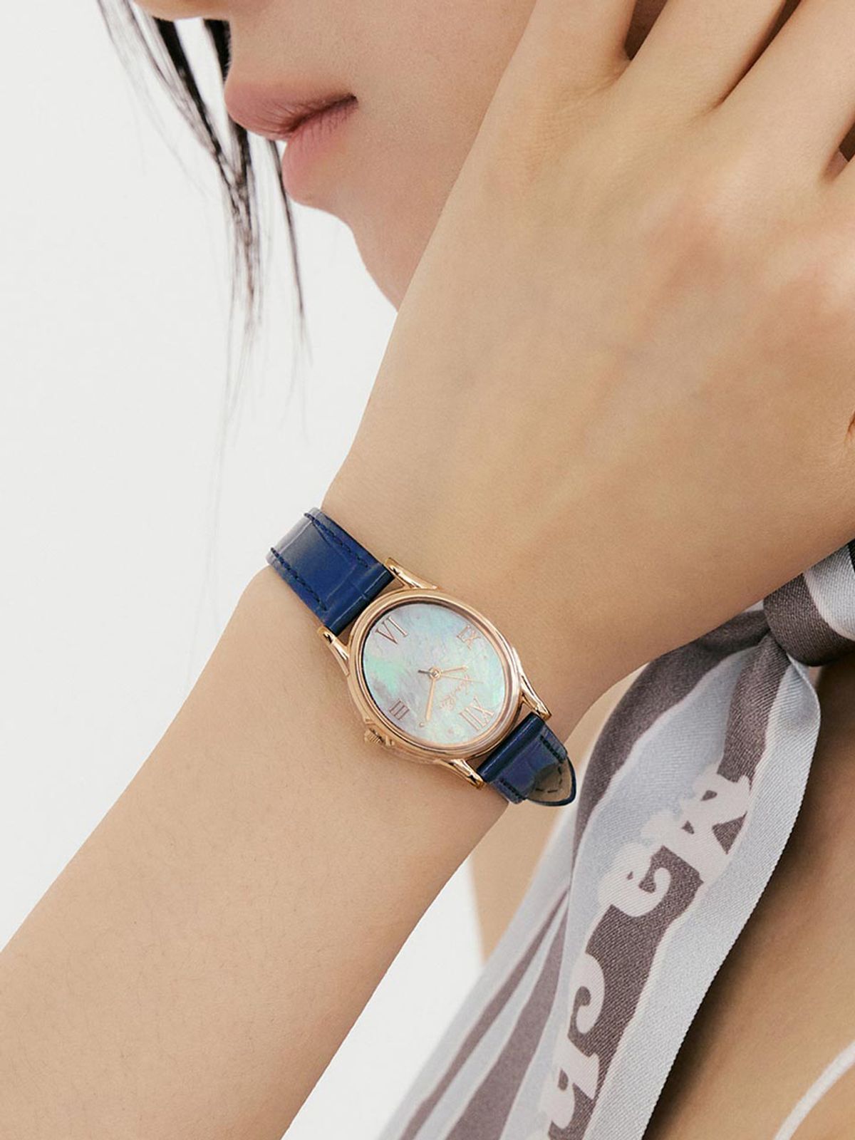 벤앤쿠(VENANDQU) Gem-Rosegold/Opal (Cobalt Navy leather)