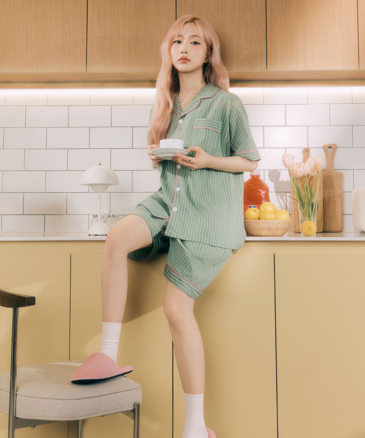 도씨(DOSSY) [2SET] 실크핏 웬즈데이 반팔 커플 잠옷 세트