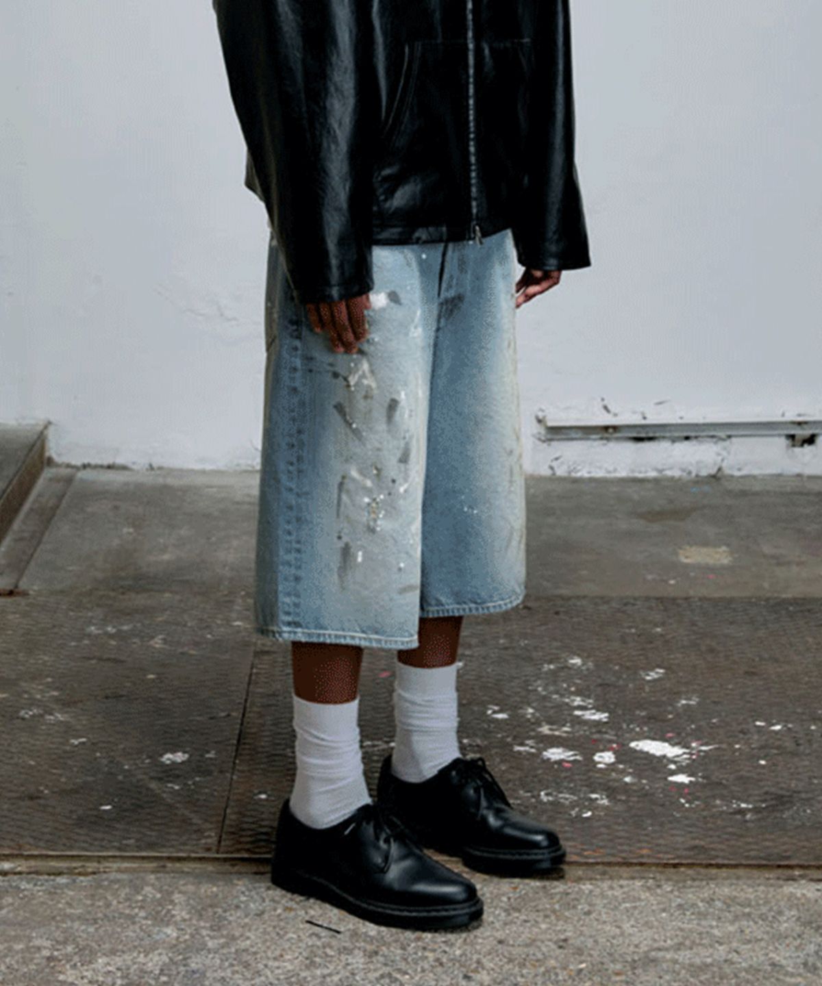 에르에르(ERER) Painted Denim Shorts Indigo