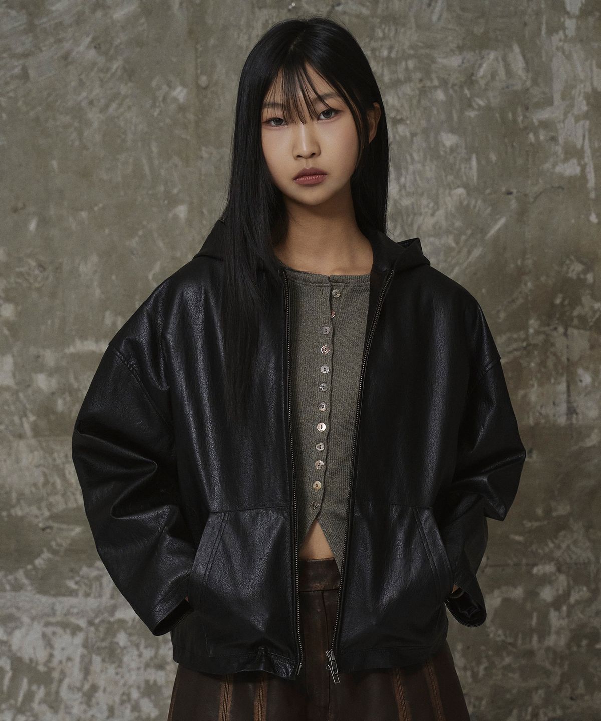 에르에르(ERER) Oversized Leather Hoodie Jumper Black