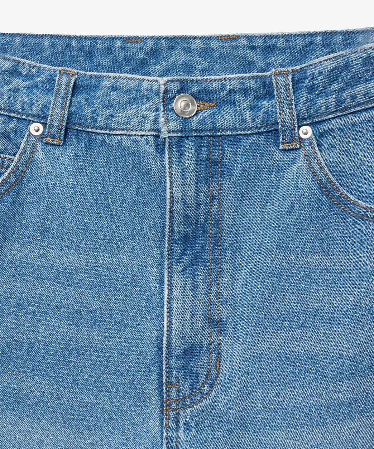 티엔지티(TNGT) Denim Bermuda Pants (Washed Blue) TNPA5E205B2