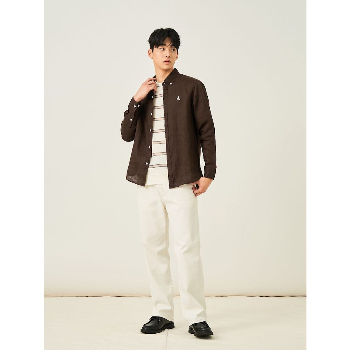 빈폴 멘(BEANPOLE MEN) 남녀공용 리넨 솔리드 셔츠  브라운