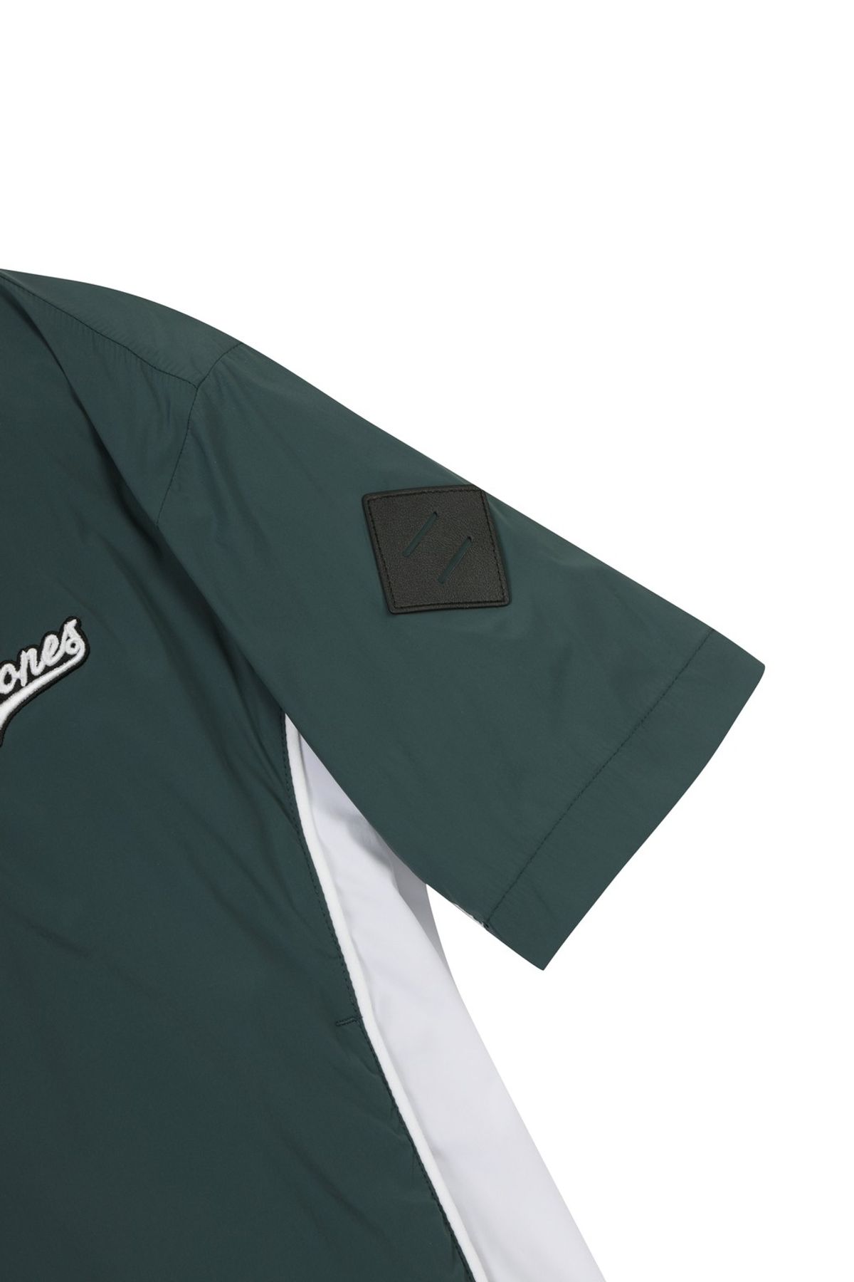 왁(WAAC) [WAAC X JONES] Women s SS Anorak_WWUAM25270GRX