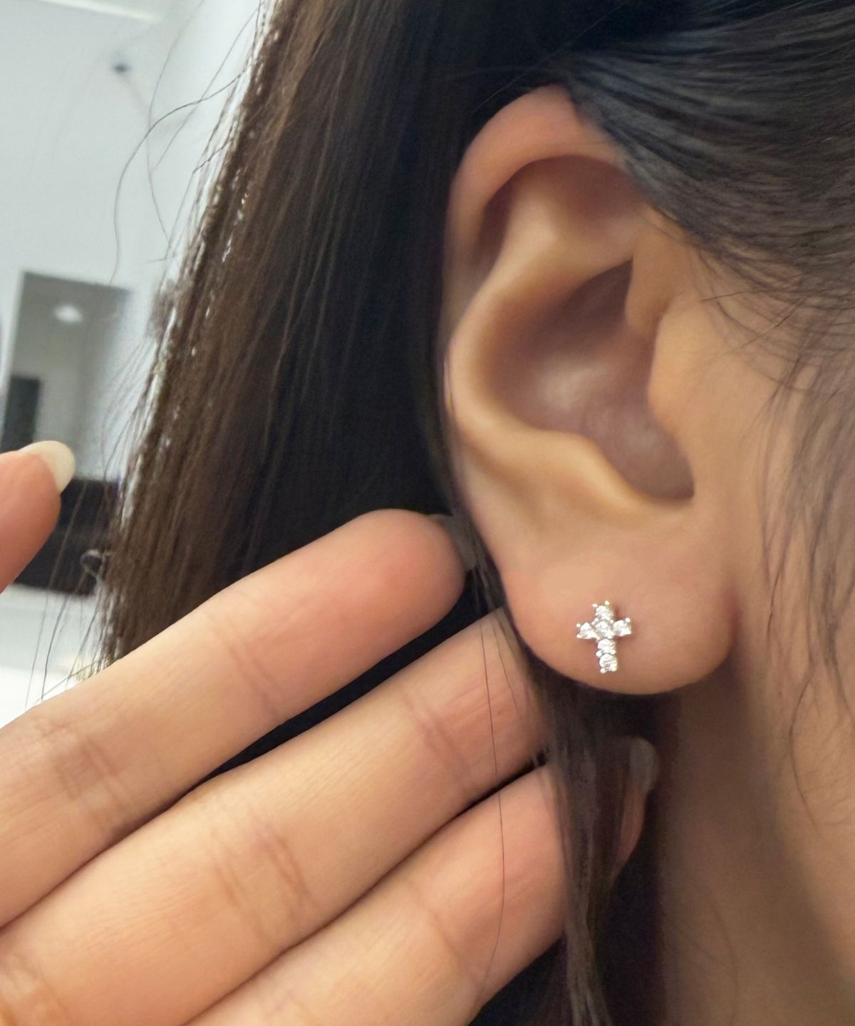 바라두(BARADU) [BARADU 925] Shine cross piercing (single)