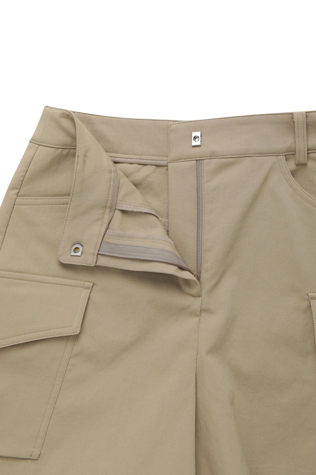 왁(WAAC) [WAAC X JONES] Women s Cargo Shorts_WWPNM25270BEX