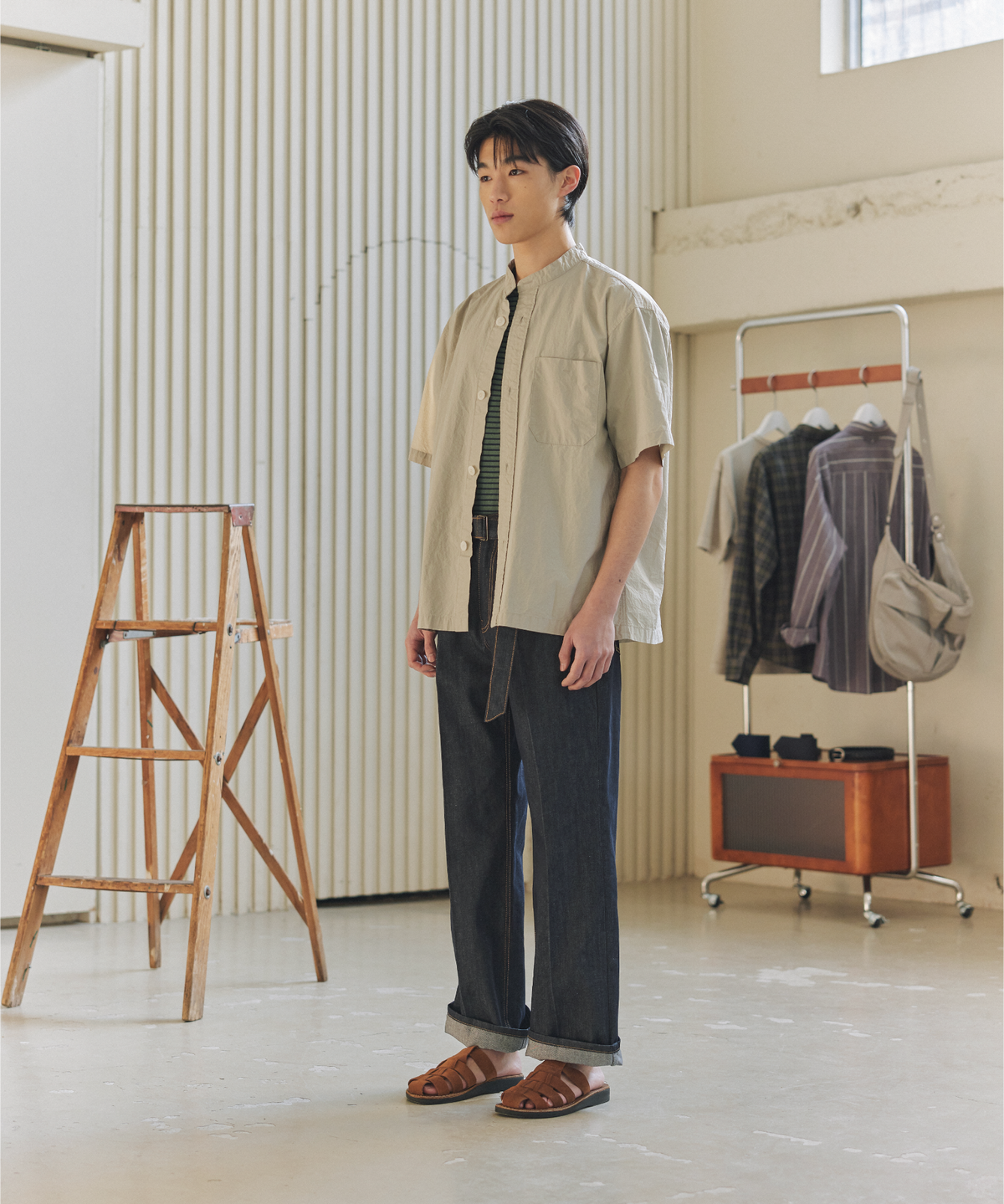 넌블랭크(NONBLANK) 차이나 칼라 워싱 셔츠_BEIGE