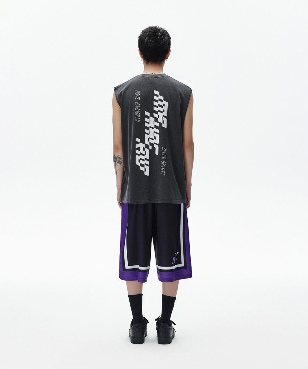 마하그리드(MAHAGRID) TECH PIGMENT SLEEVELESS CHARCOAL(MG2FMMT543A)
