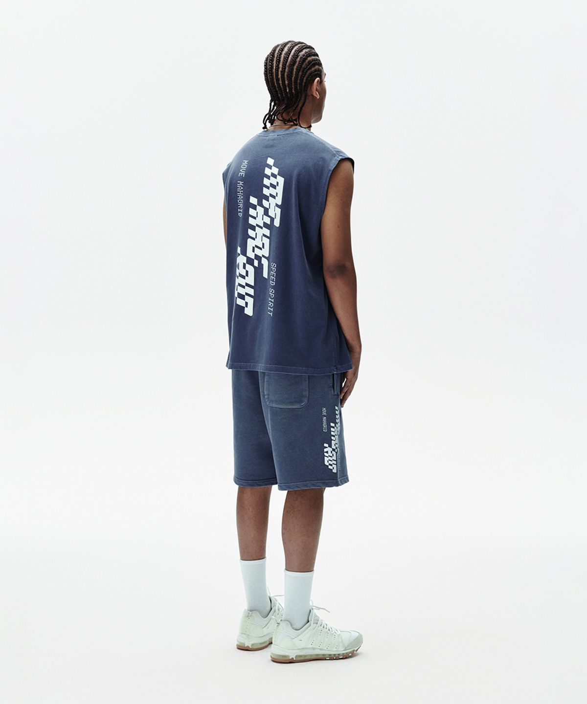 마하그리드(MAHAGRID) TECH PIGMENT SLEEVELESS NAVY(MG2FMMT543A)