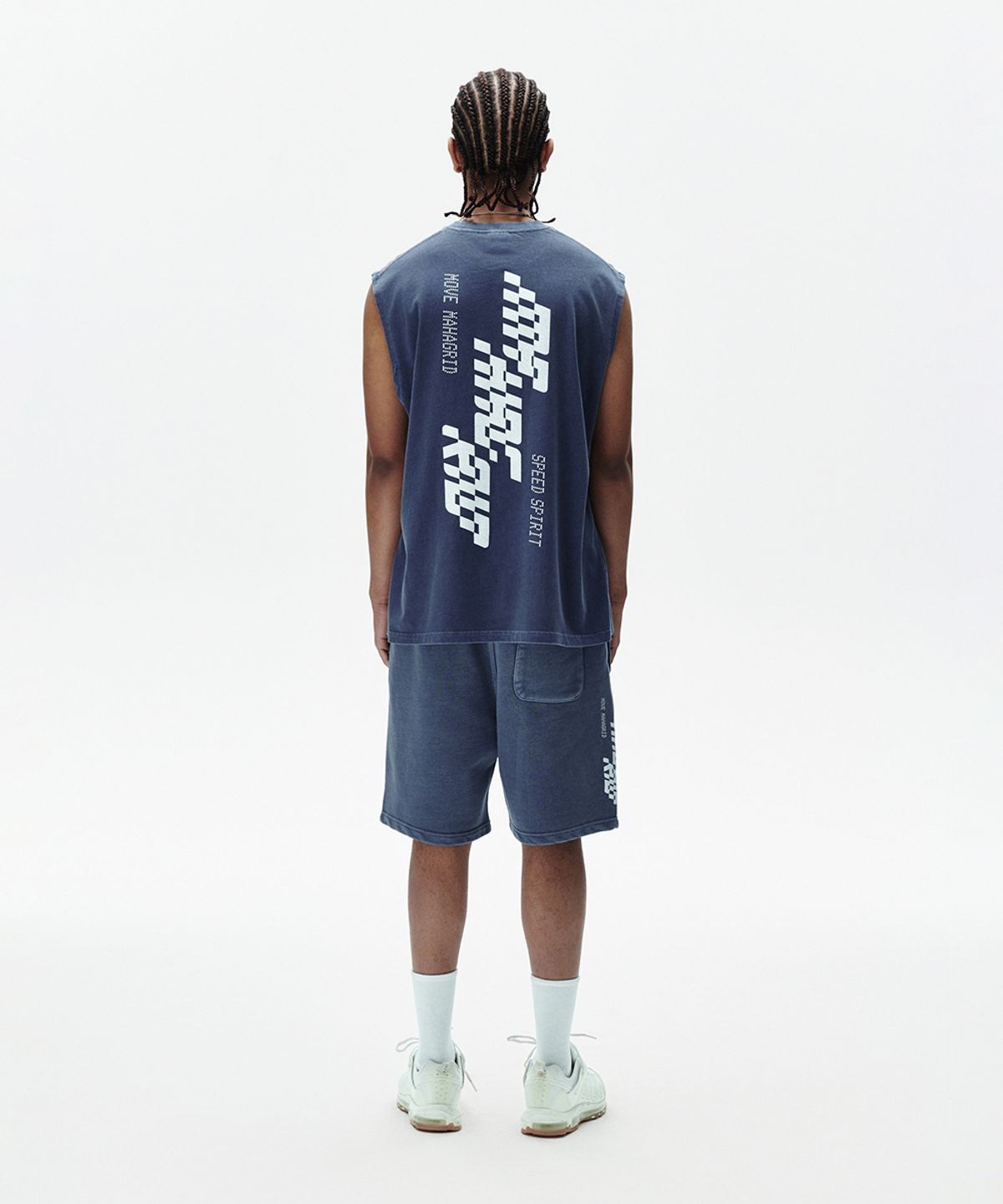 마하그리드(MAHAGRID) TECH PIGMENT SLEEVELESS NAVY(MG2FMMT543A)