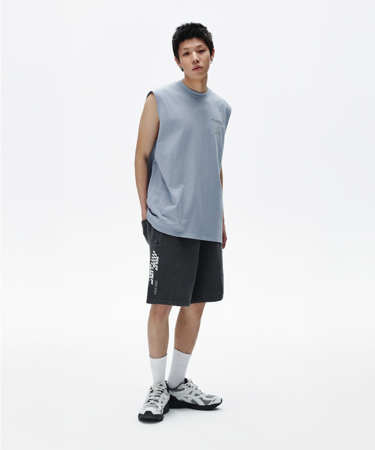 마하그리드(MAHAGRID) TECH PIGMENT SWEATSHORT CHARCOAL(MG2FMMPA02A)