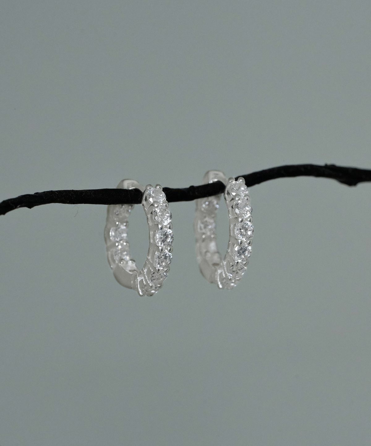 티오유(TOU) NP025 Illuminated Earrings