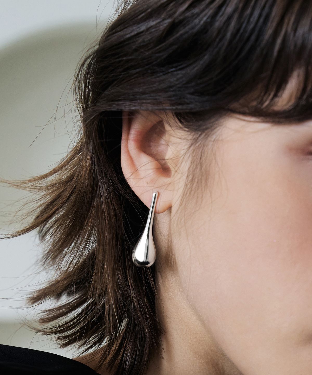티오유(TOU) NP030 Long Water Drops Earrings