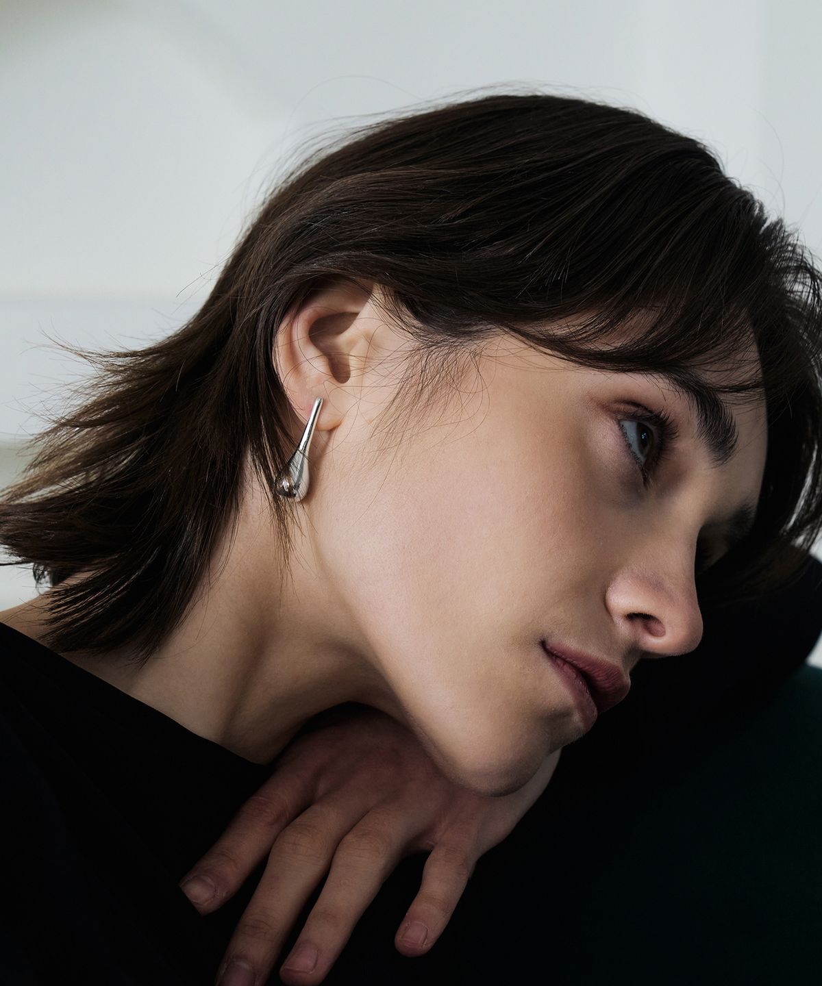 티오유(TOU) NP030 Long Water Drops Earrings