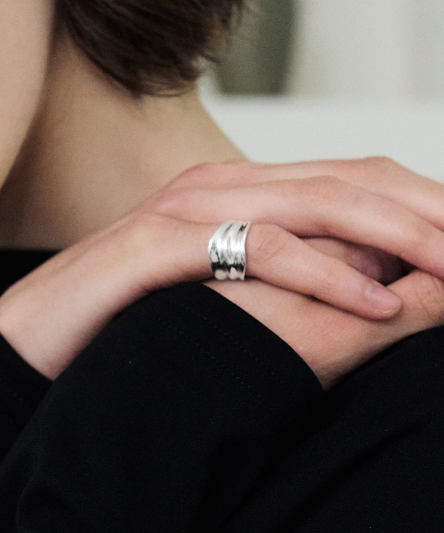★TOU★ NP032 Bold Wavy Open Pinky Ring MUSINSA | TOU NP032 Bold Wavy Open Pinky Ring