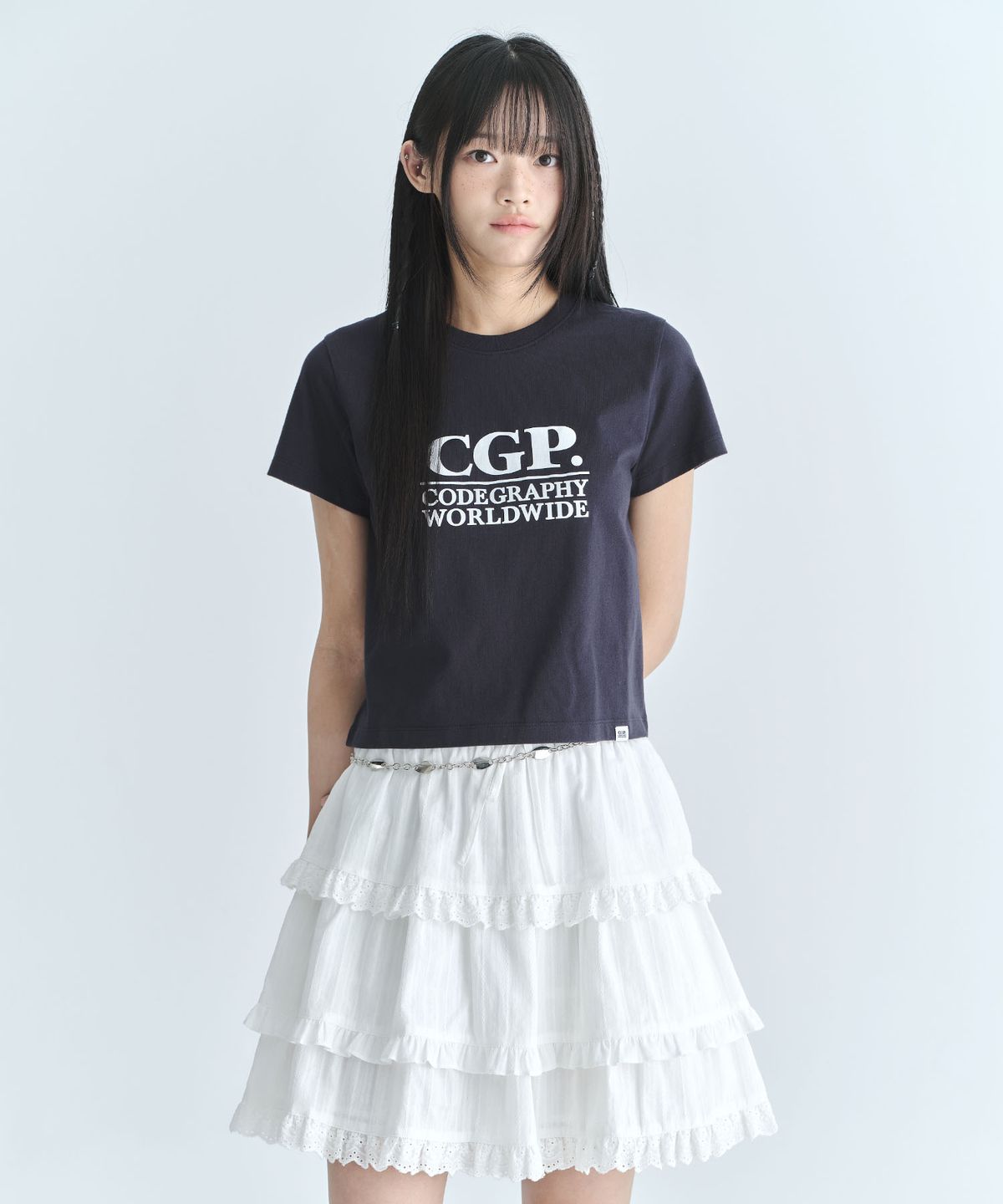 코드그라피(CGP) (우먼) 스퀘어 로고 반소매 티셔츠_다크네이비