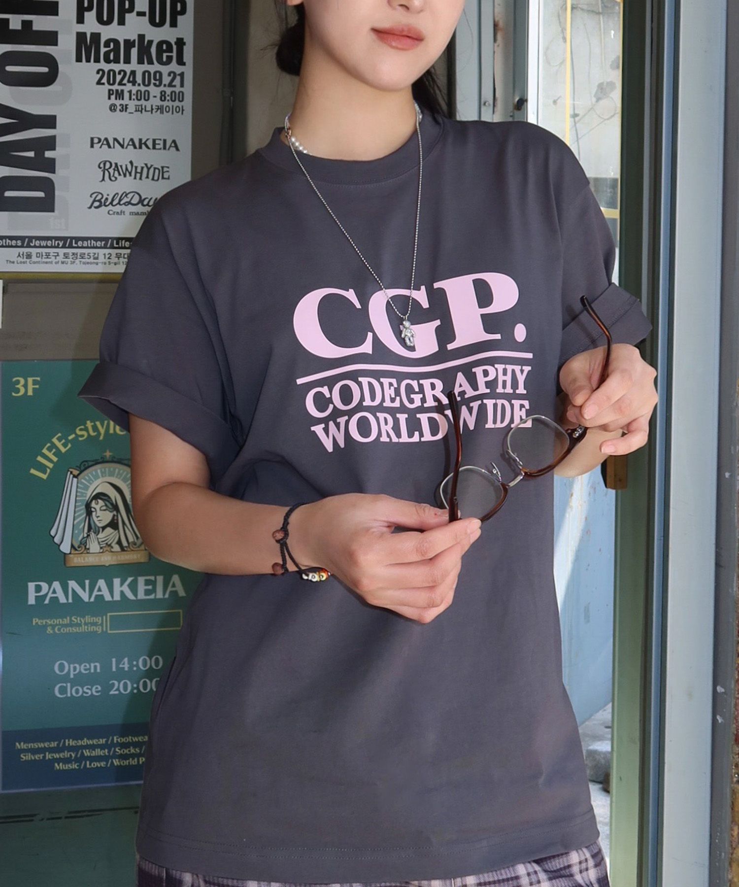 Tシャツ・カットソー codegraphy Women's Square Logo Short Sleeve T-Shirt Charcoal MUSINSA | Codegraphy Square Logo Short Sleeve T-Shirt_Charcoal