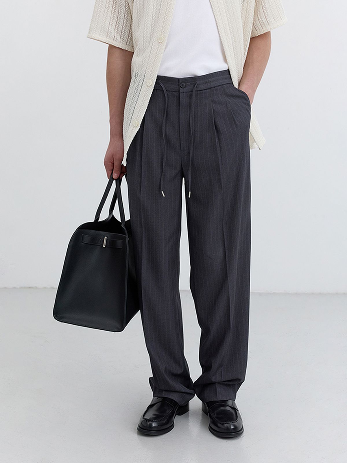 던스트 포 맨(DUNST FOR MEN) LOUNGE STRIPED SLACKS_UDPA5B326_GREY STRIPE