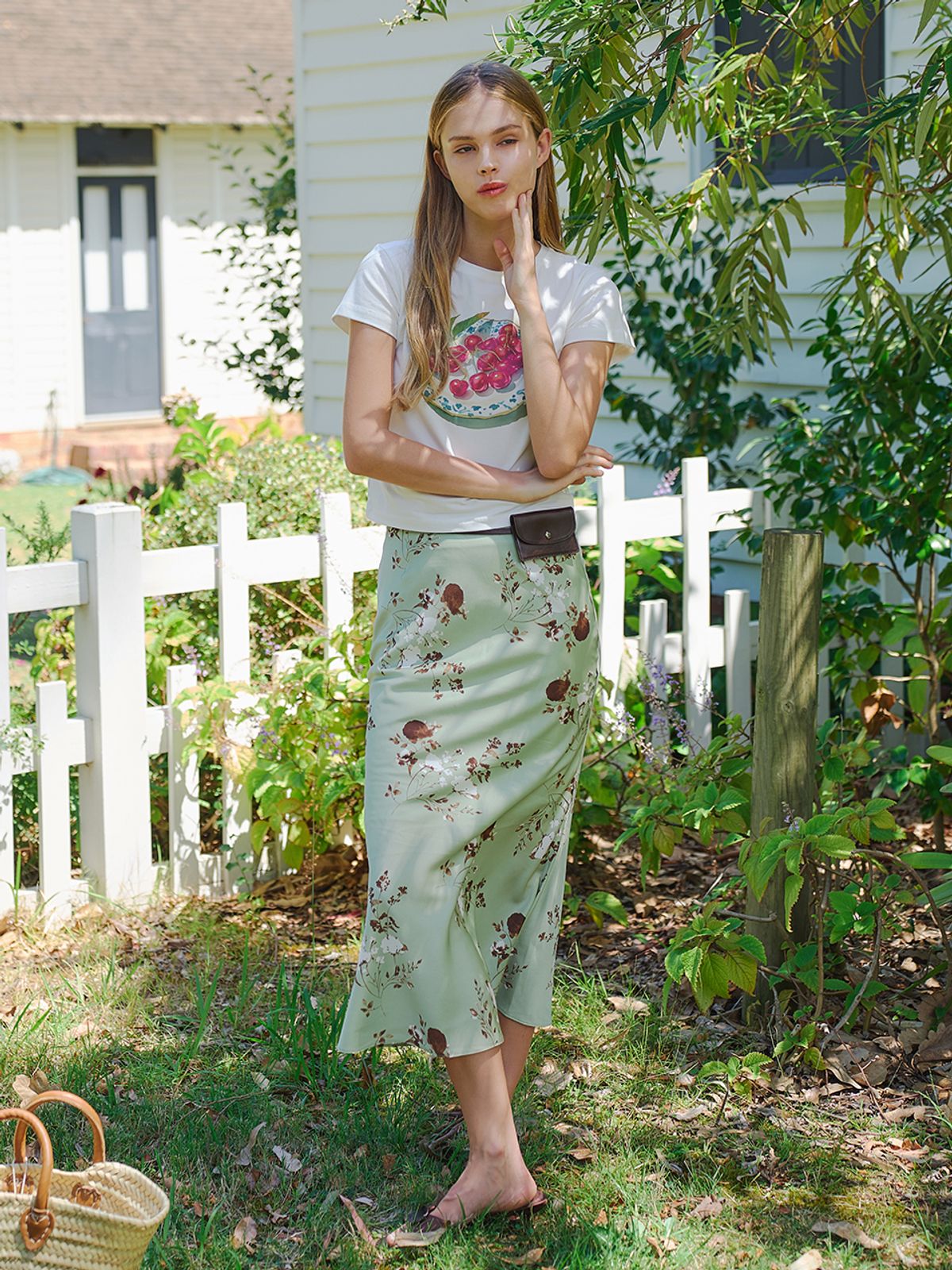 랭앤루(LANGNLU) DELILAH Satin Long Skirt(딜라일라)_LIGHT GREEN