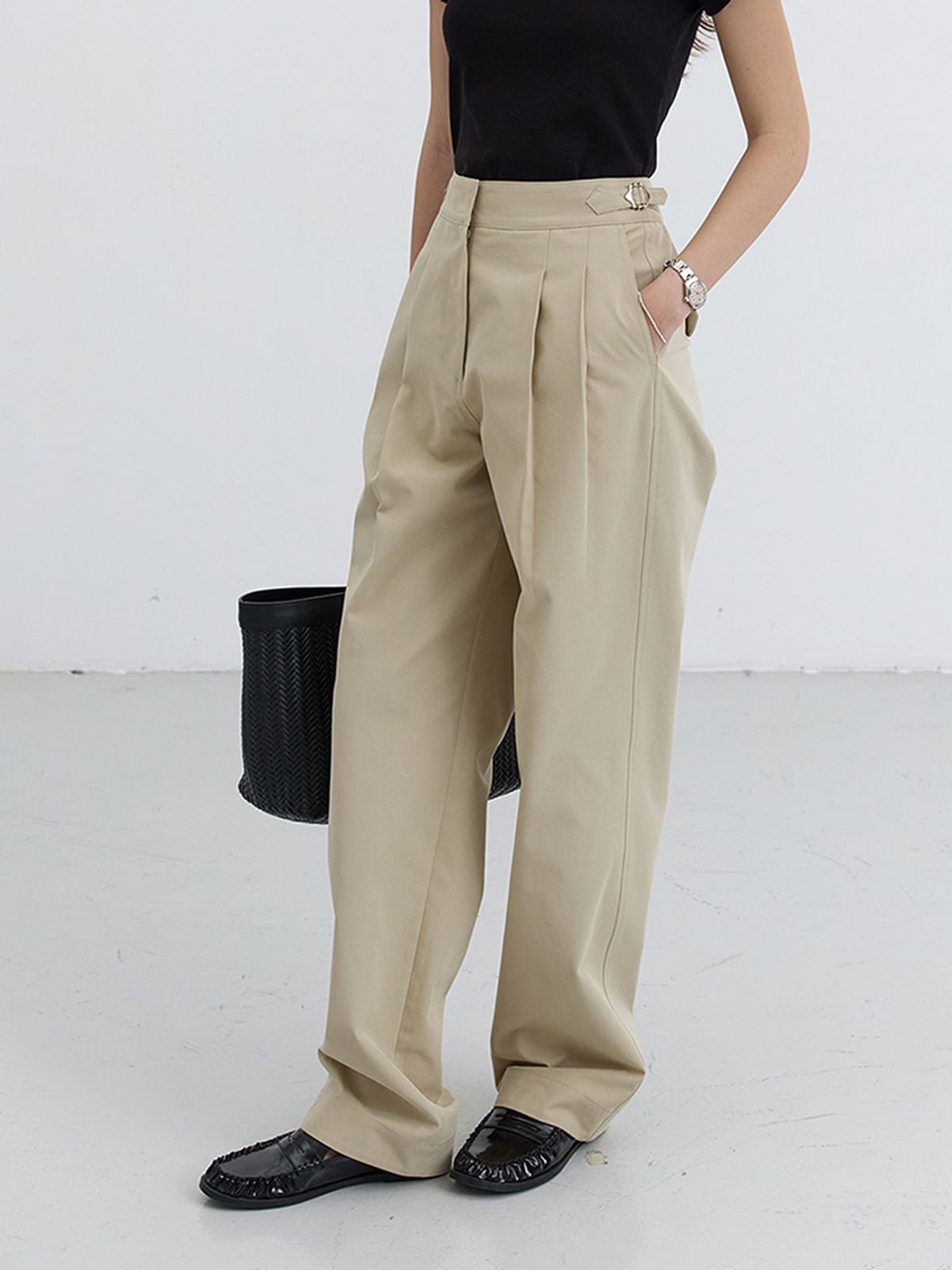 던스트(DUNST) DOUBLE PLEATED CHINO SLACKS_UDPA5B225_BEIGE