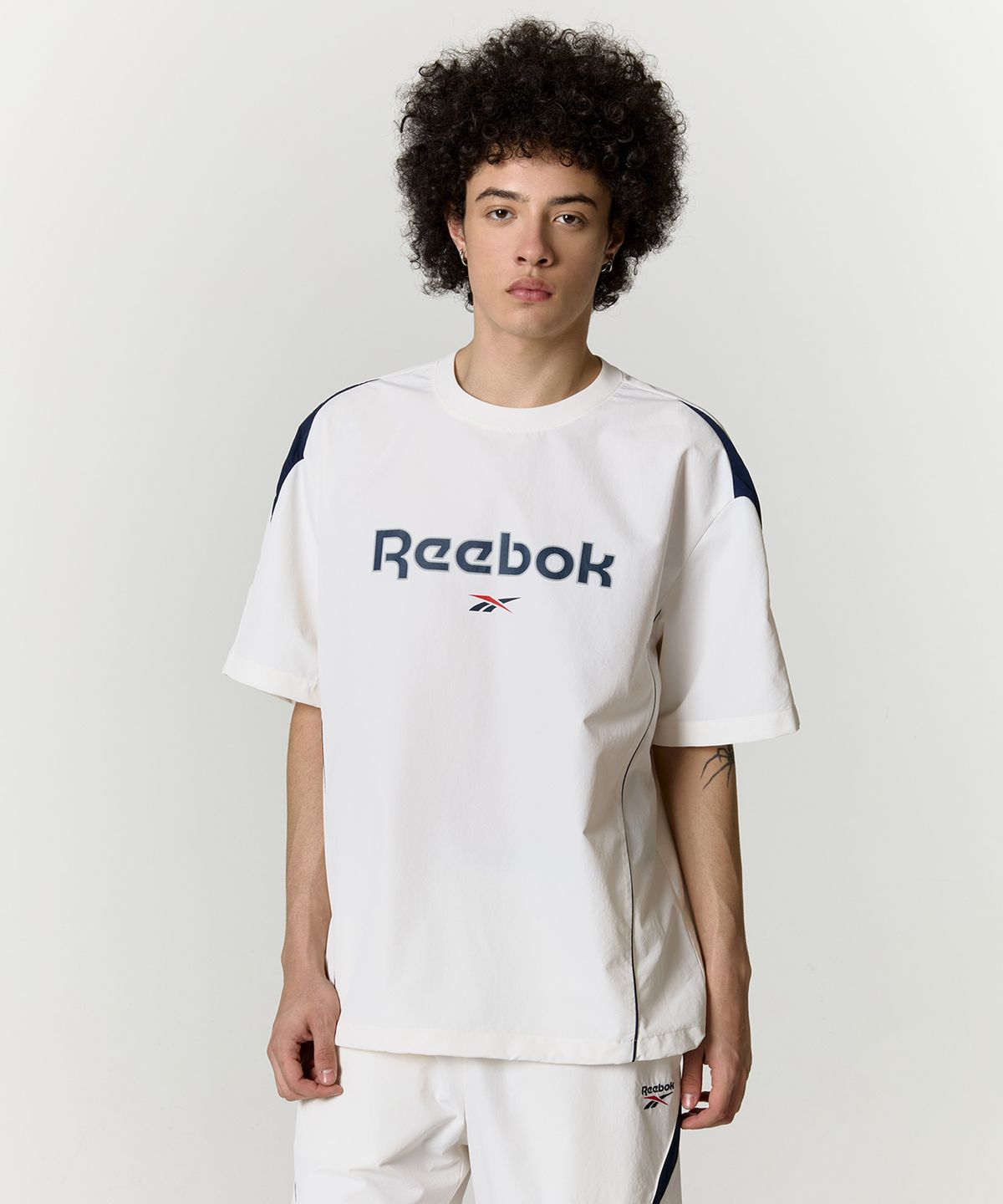 리복(REEBOK) 일립스 반팔 피스테 - 화이트