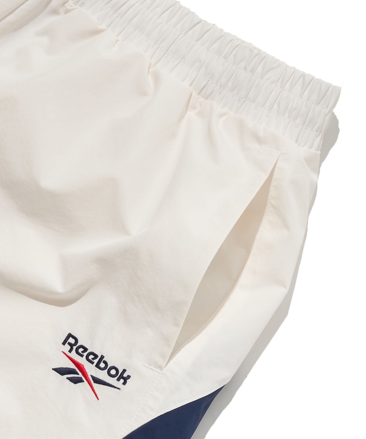 리복(REEBOK) 일립스 쇼츠 - 화이트