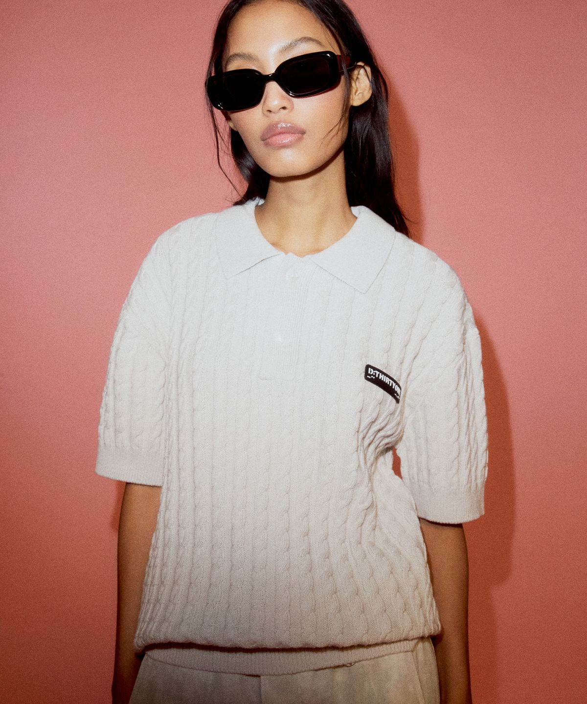 디써티원(DTHIRTYONE) (WOMAN) Hard Twist Cable Sweater (Light Grey)