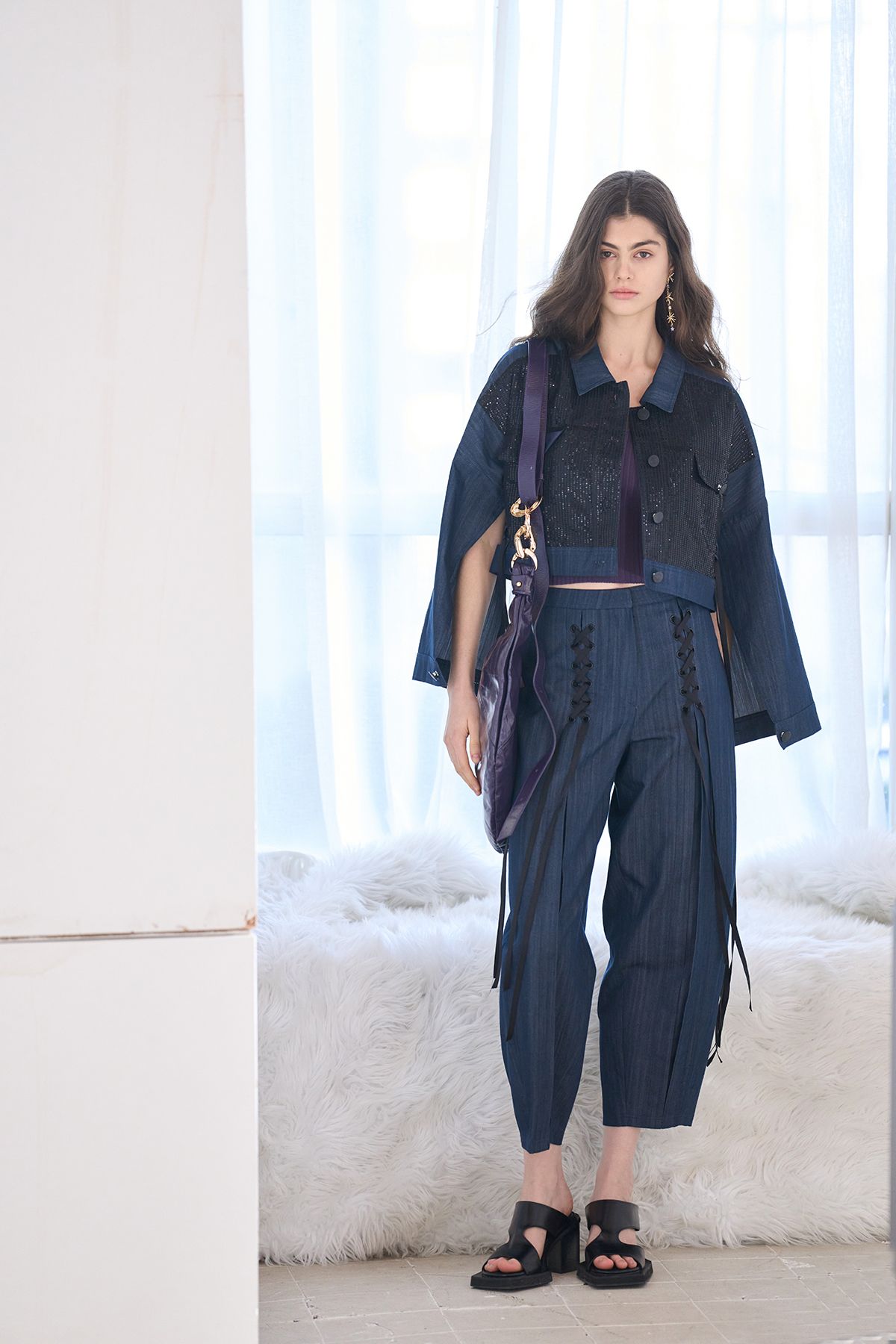 까이에(CAHIERS) 레이스업 배기핏 데님 팬츠
