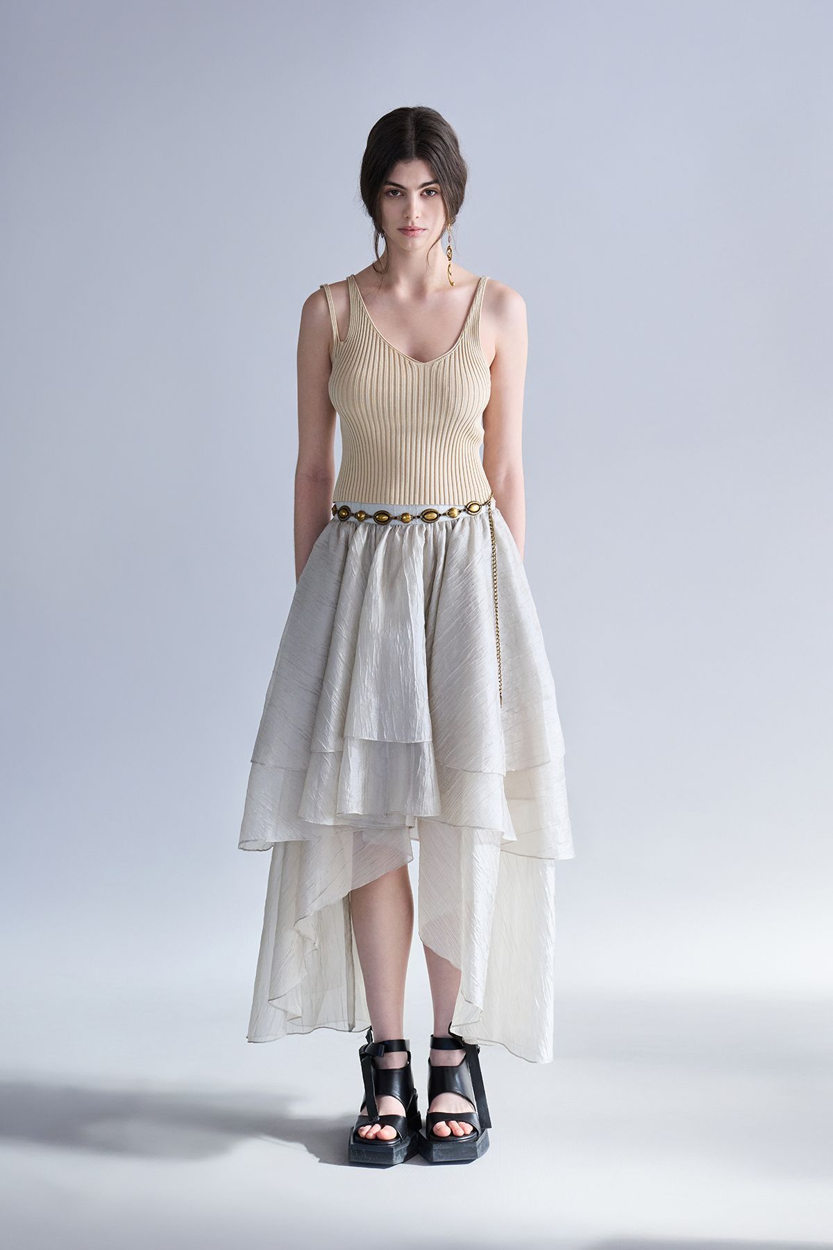 까이에(CAHIERS) 언밸런스 3단 티어드 롱 스커트_카키