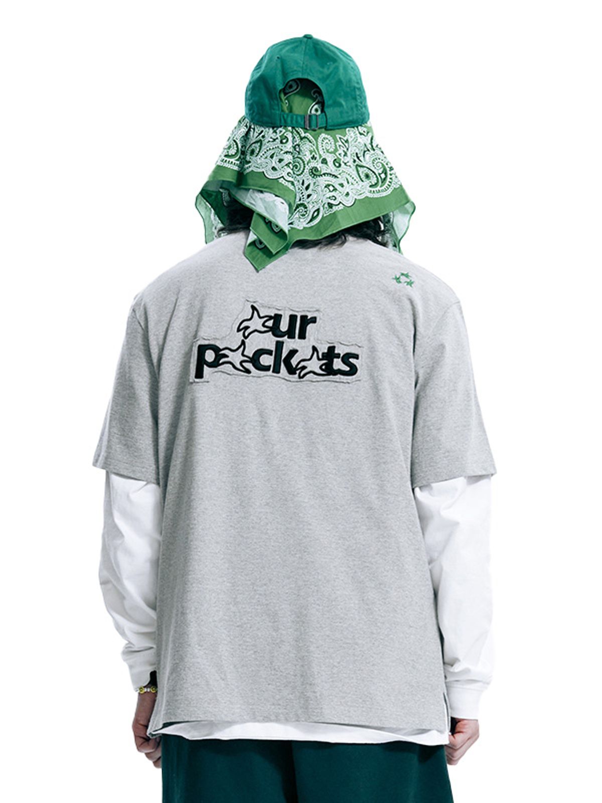 아워포켓츠(OURPOCKETS) 아워포켓츠 시그니처 로고 티셔츠(그레이)
