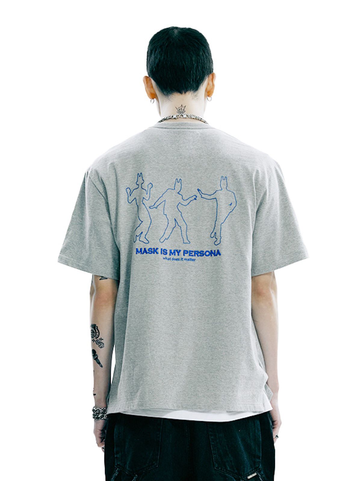 아워포켓츠(OURPOCKETS) 그리드 댄스 페르소나 티셔츠 (그레이)