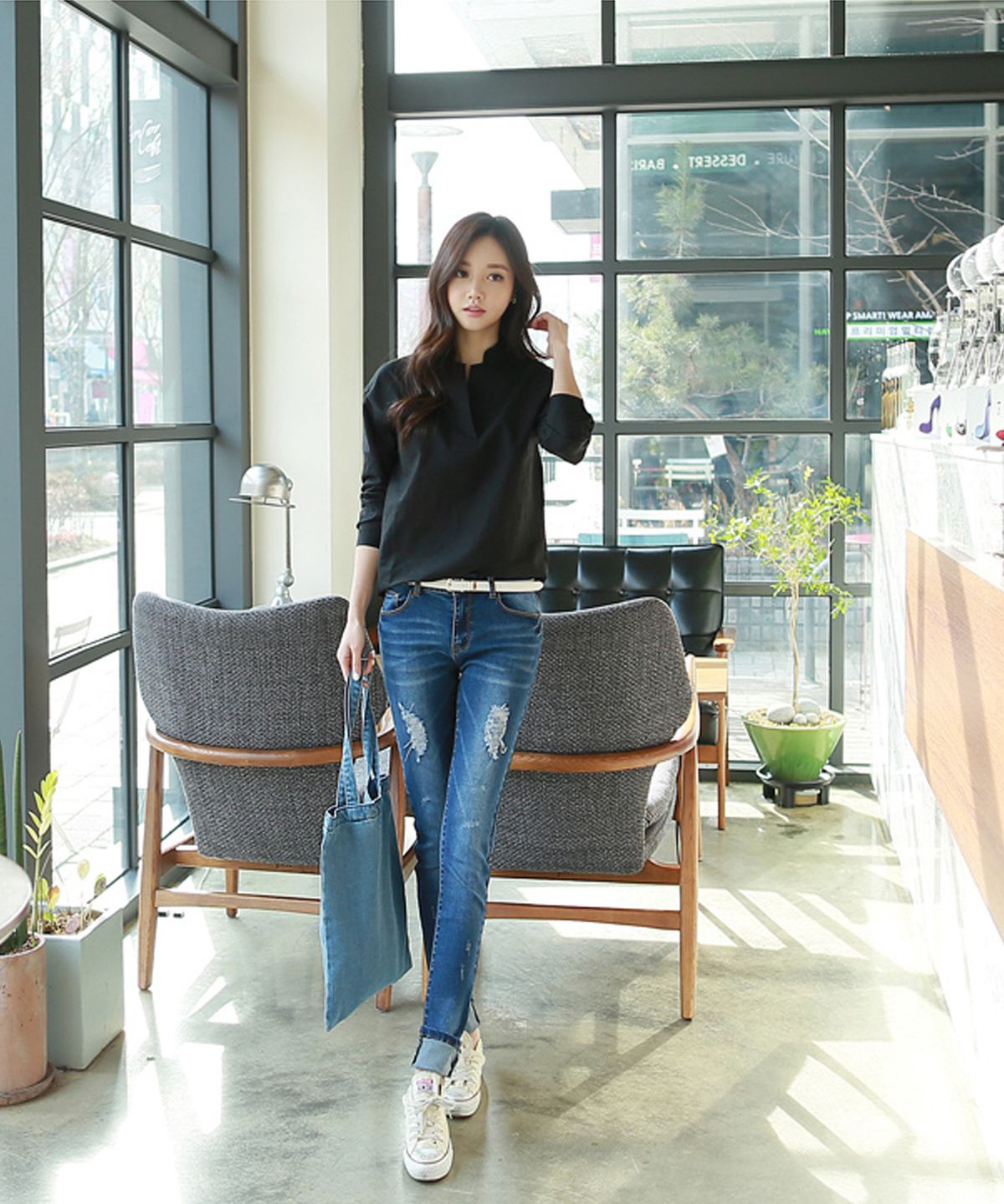 빼빼(BBAEBBAE) 빈티지 블루 구제워싱 일자청바지