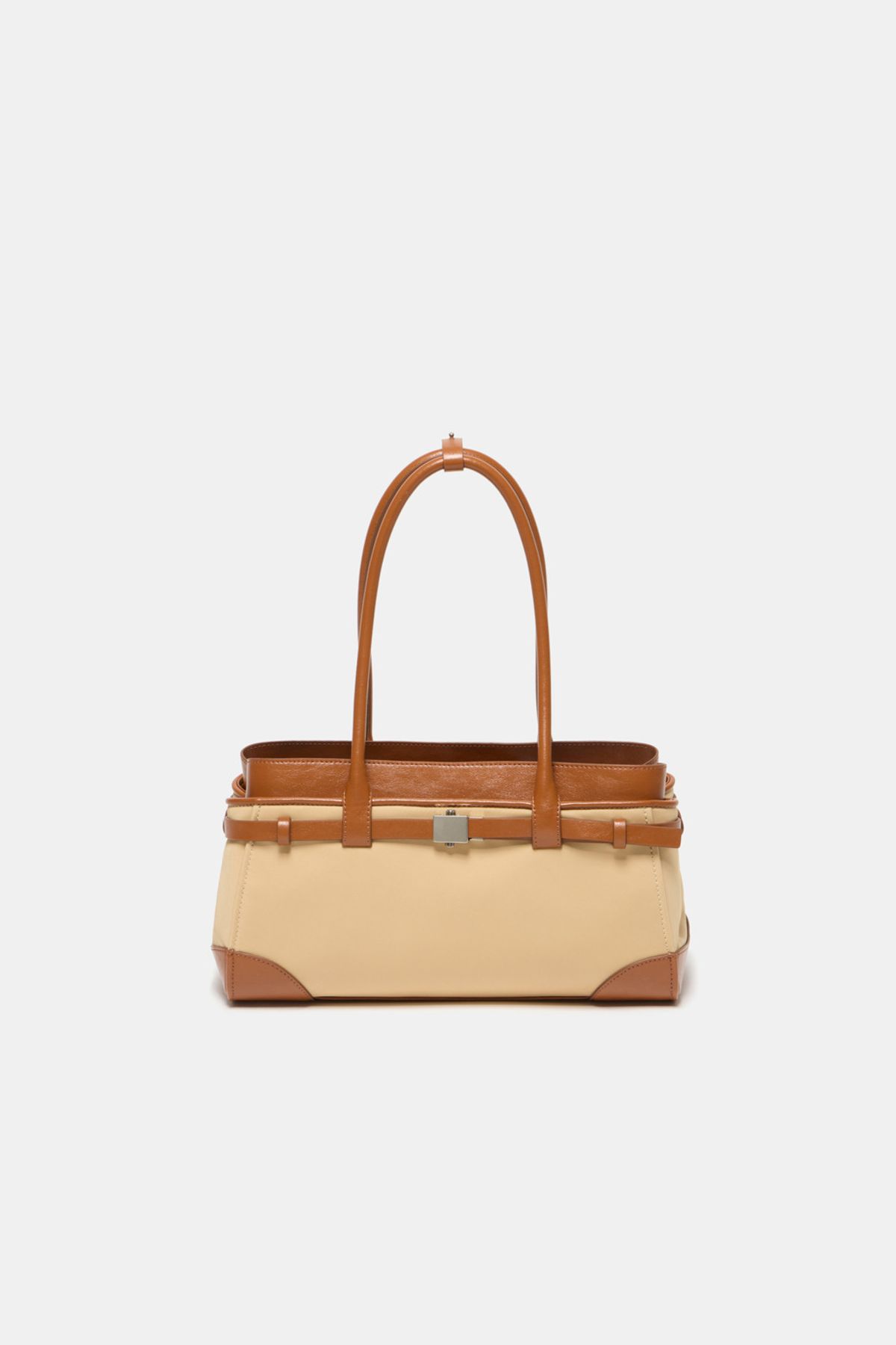 쿠론(COURONNE) Bonheur Shoulder 32 Nylon_RCBSX25165CMX