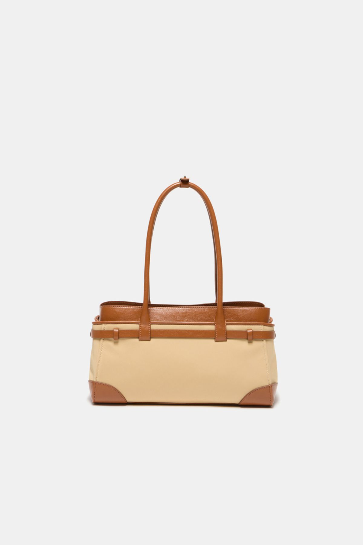 쿠론(COURONNE) Bonheur Shoulder 32 Nylon_RCBSX25165CMX