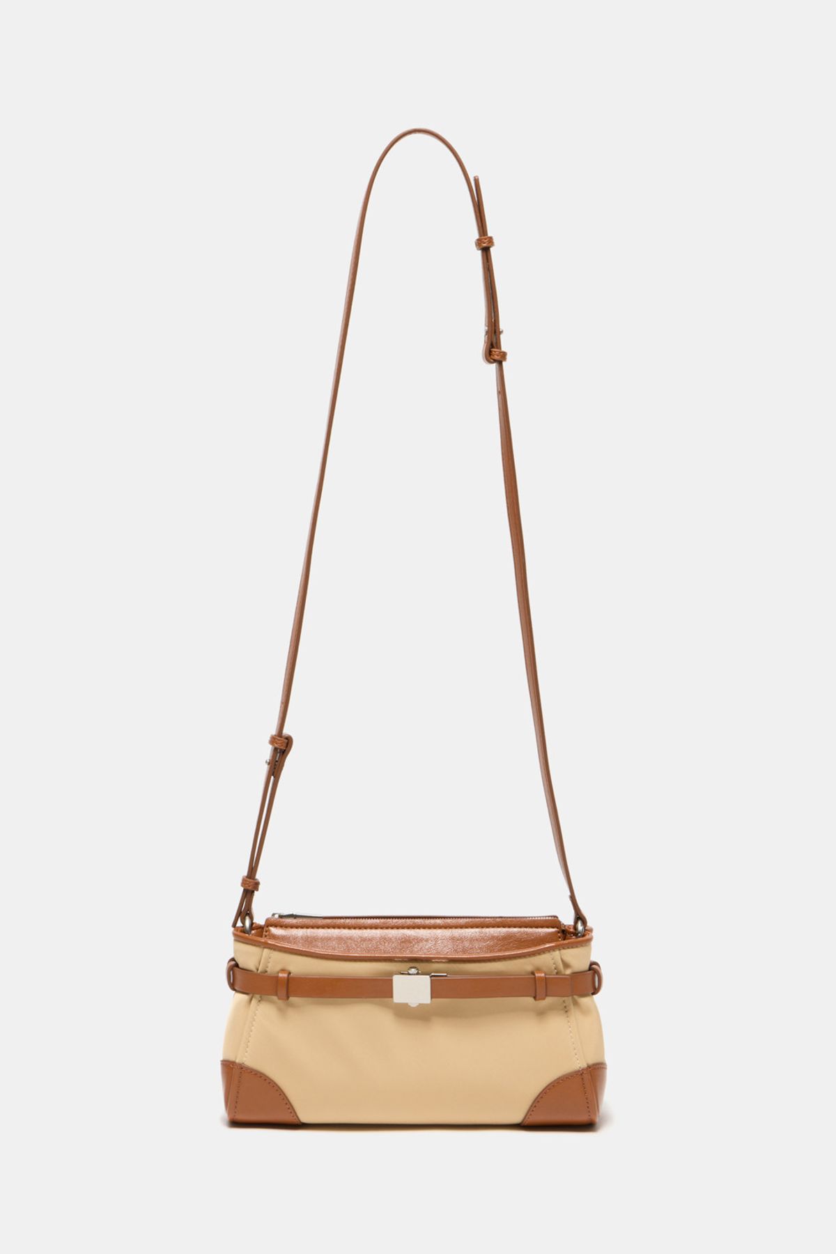 쿠론(COURONNE) Bonheur Shoulder 24 Nylon_RCBSX25166CMX